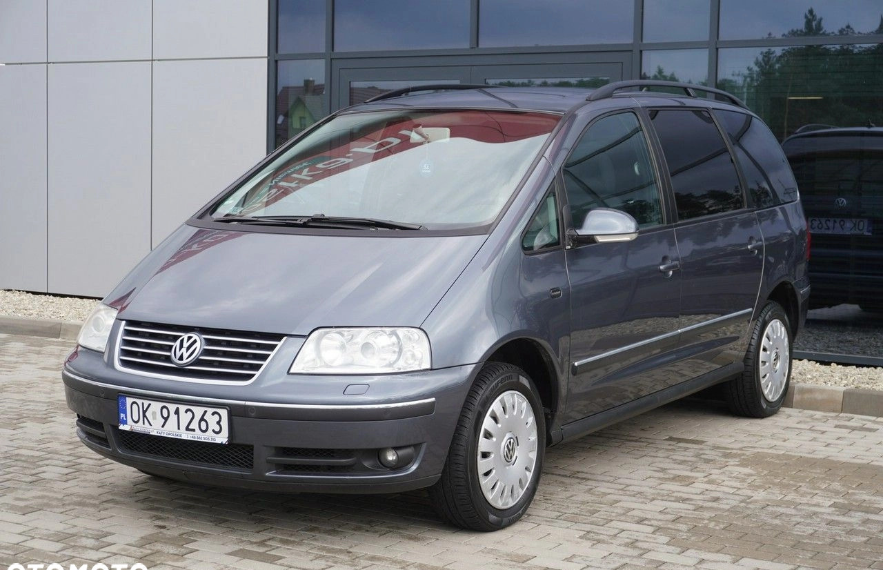 Volkswagen Sharan cena 19499 przebieg: 242600, rok produkcji 2007 z Żychlin małe 301